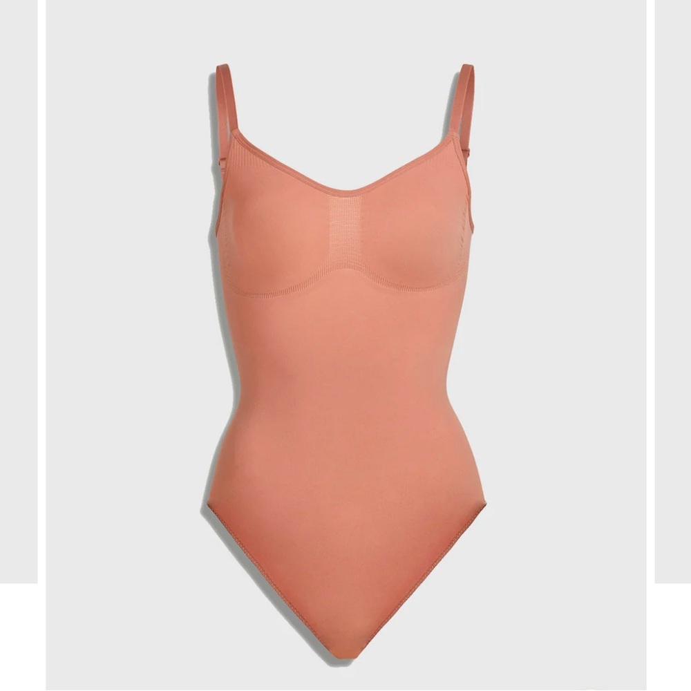 SweetSlims beige snatched bodysuit/shape wear